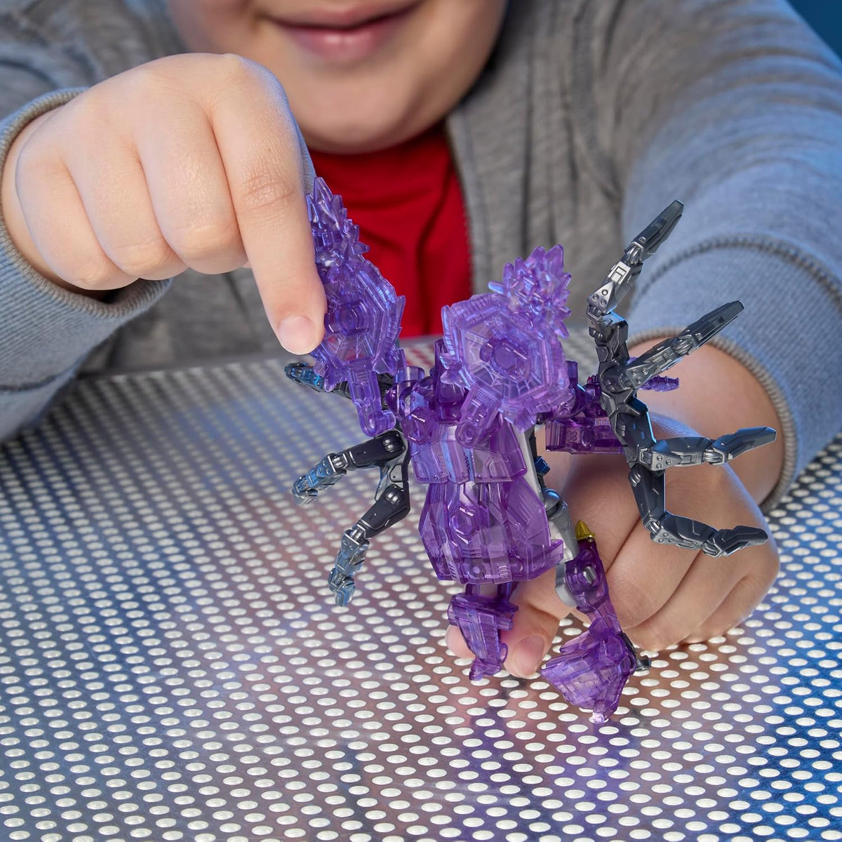 Transformers Cyberworld Armored Cyber Changers Airachnid (U.P. $24.90)