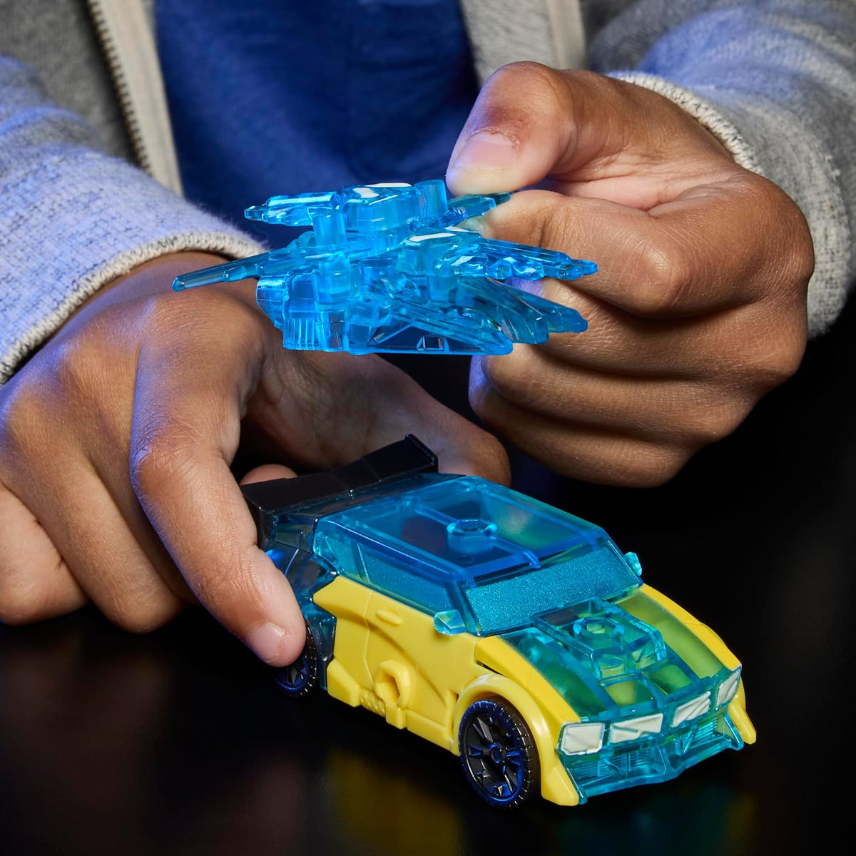 Transformers Cyberworld Armored Cyber Changers Bumblebee (U.P. $24.90)