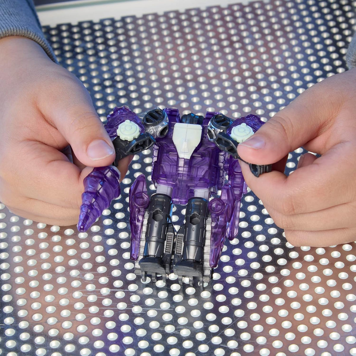 Transformers Cyberworld Armored Cyber Changers Megatron (U.P. $24.90)