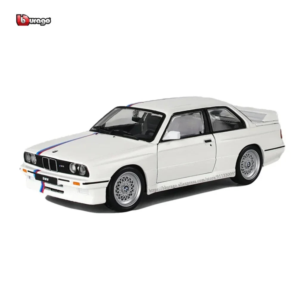 Bburago 1:24 New Style Bmw M3 (E30) 1988 Alloy Model Car Luxury Vehicle Diecast