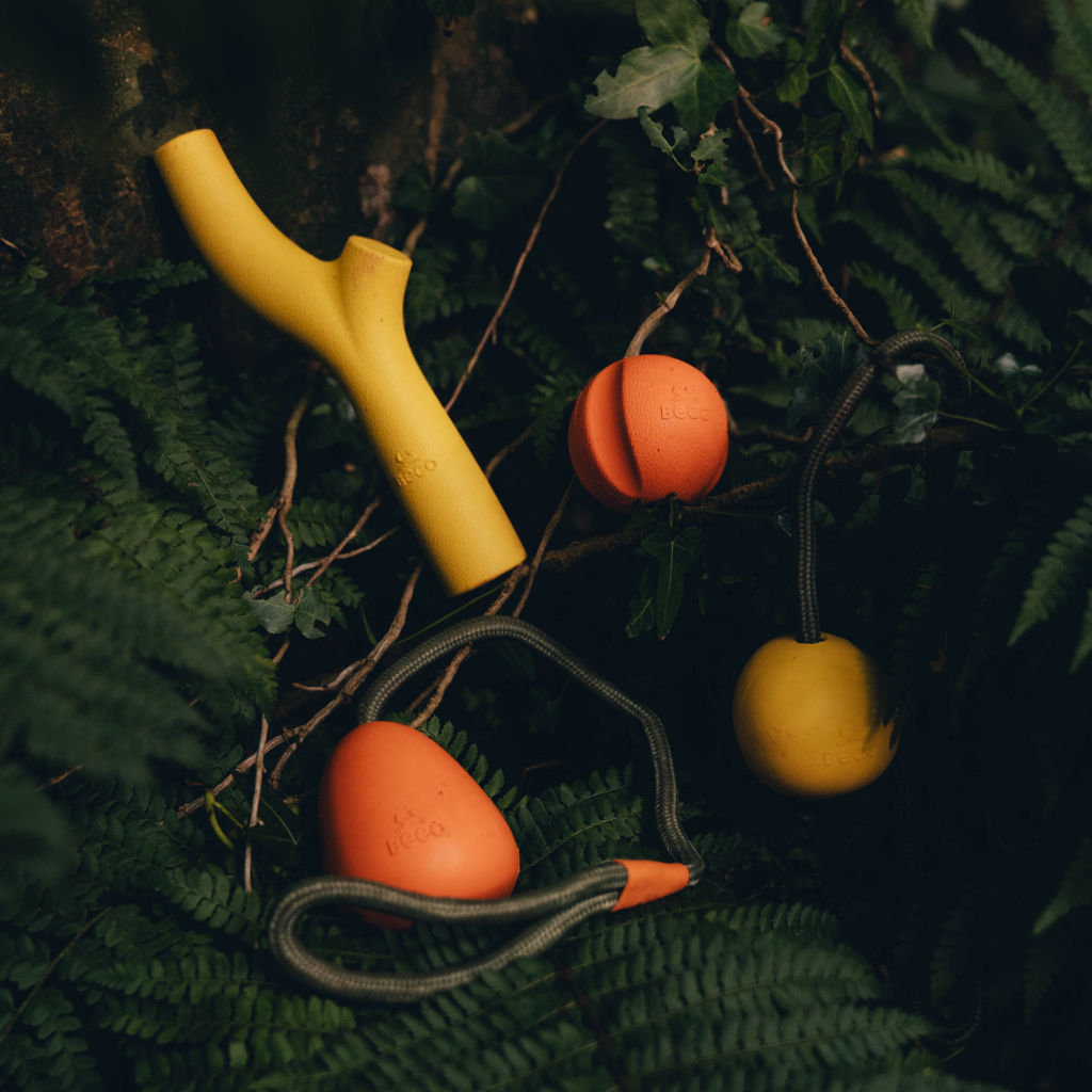 Beco Slinger Pebble Toy - Dog Toys