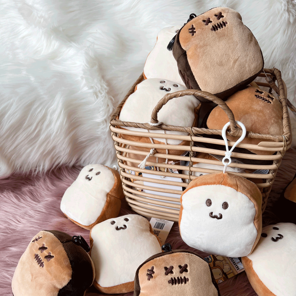 Burnt Toasty 4’’ Clip-on Plush - Manifold
