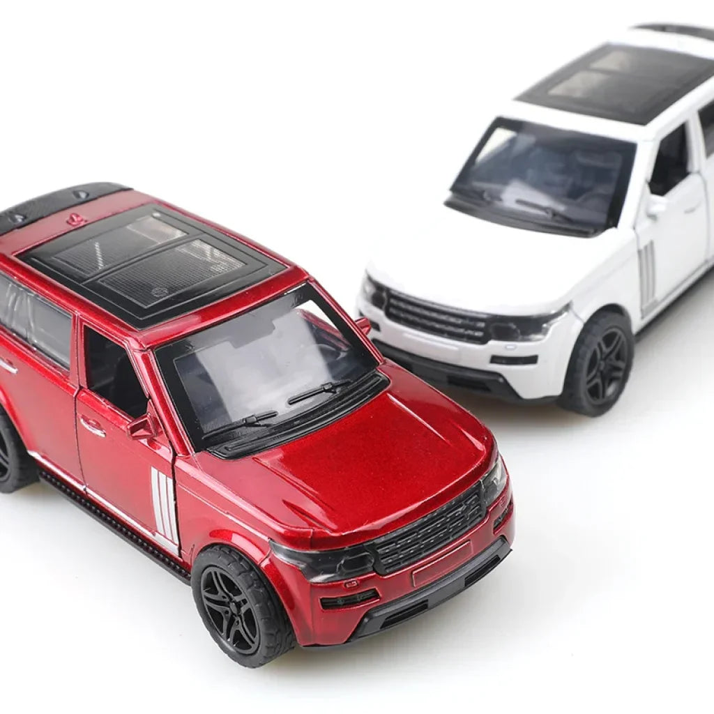 Die-cast Range Rover Replica 1/36