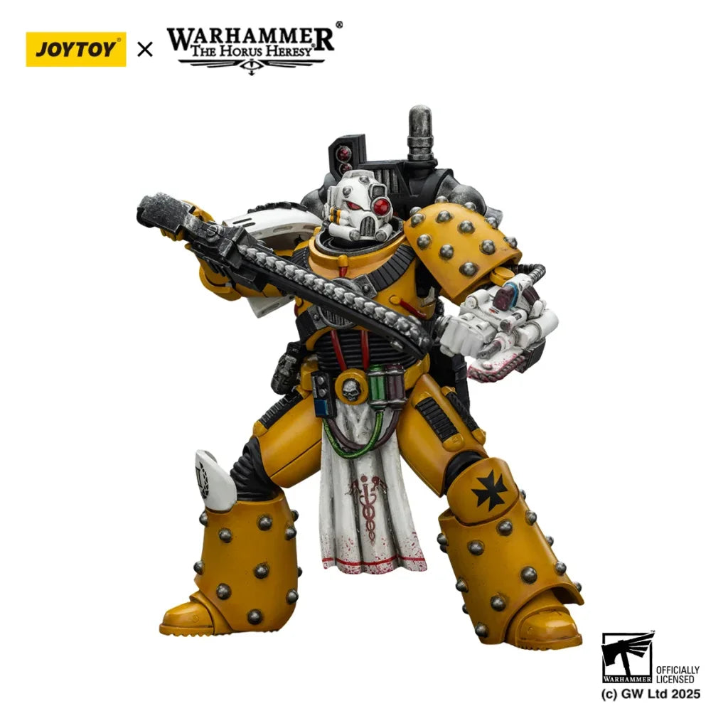 JOYTOY Warhammer 40k 1/18 Action Figures Imperial Fists Legion Apothecary - Legion Apothecary / 12cm