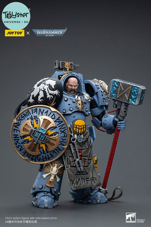 Joytoy Warhammer 40K Space Wolves Arjac Rockfist Warhammer