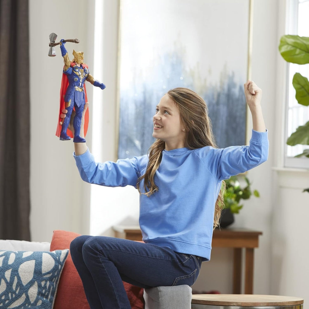 Marvel Studios Thor: Love And Thunder Stormbreaker Strike Thor