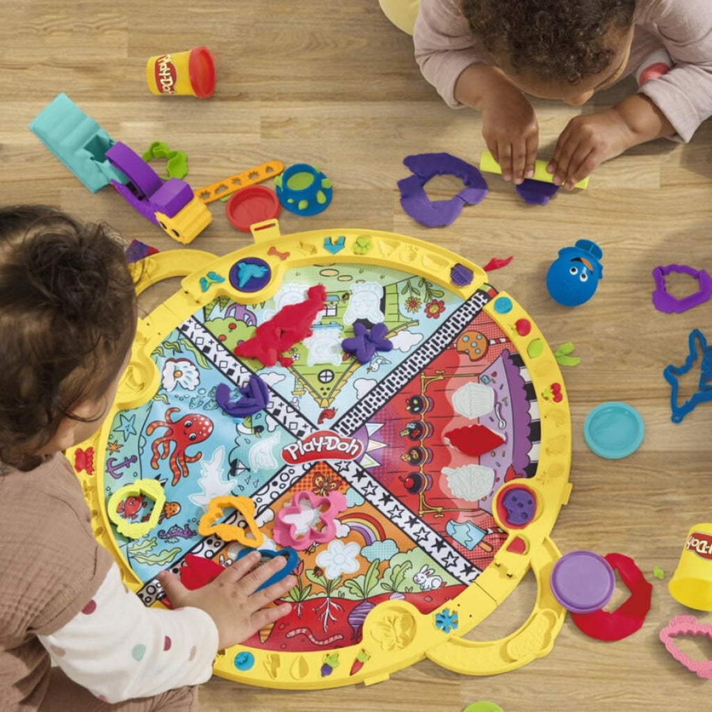 Play-Doh Starters Fold and Go Playmat - Play-Doh