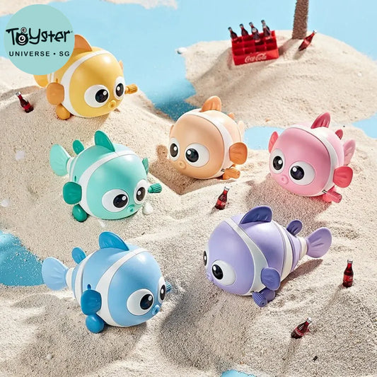 Random 2Pcs Fish Wind Up Toys