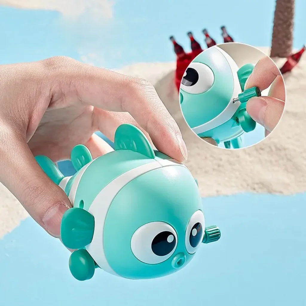 Random 2Pcs Fish Wind Up Toys