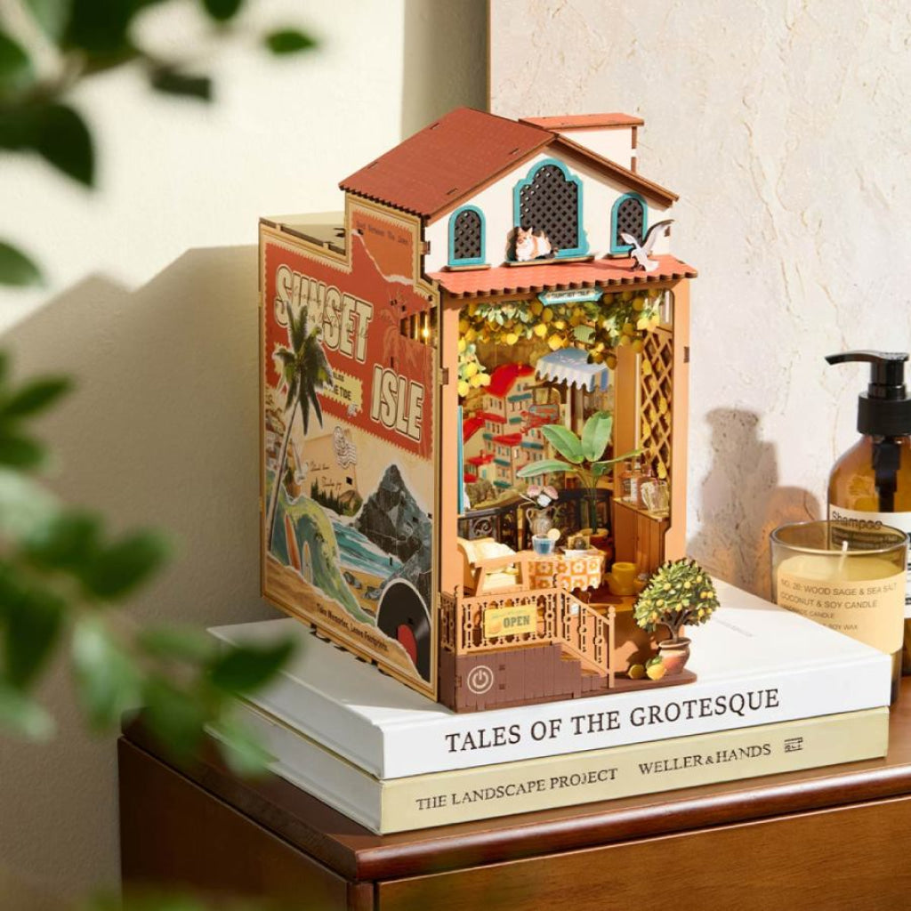 Robotime Rolife DIY Book Nook Kit - Sunset Isle TGB18 - Dropship
