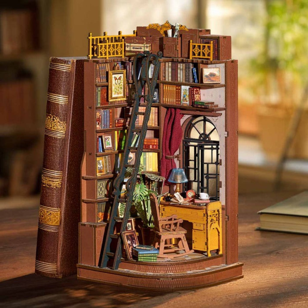 Rolife Silent Corner Study DIY Book Nook Shelf Insert TGE02 - Robotime